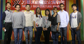 卓簡(jiǎn)研究院核心成員前往萬(wàn)事利絲綢博物館參觀學(xué)習(xí)！
