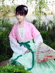 半臂高腰襦裙?jié)h服定制