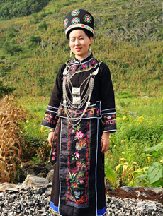 仡佬族服飾定制