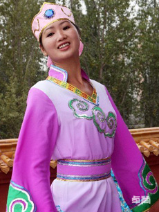 鄂倫春族服飾定制
