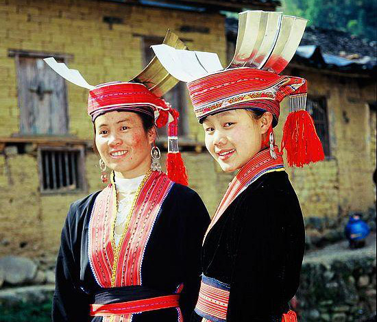 瑤族服飾美如畫 來認(rèn)識(shí)一下金秀瑤族5大分支