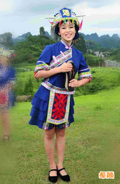 仫佬族服飾定制