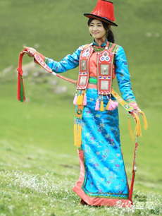 裕固族服飾定制