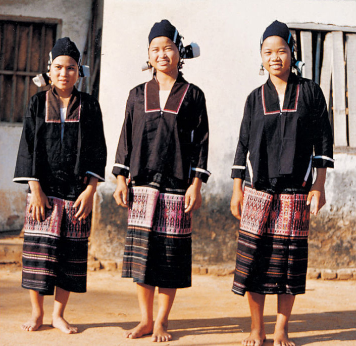美孚方言婦女服飾.jpg