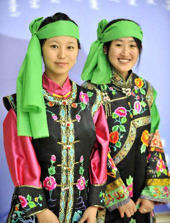 翁牛特服飾.jpg