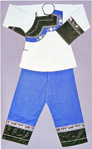 白族男子服飾.jpg
